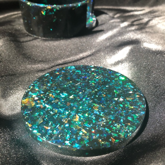 DISCOUNTED Rainbow Holographic Glitter Coaster Set With Matching Holder - Picture 9 of 17